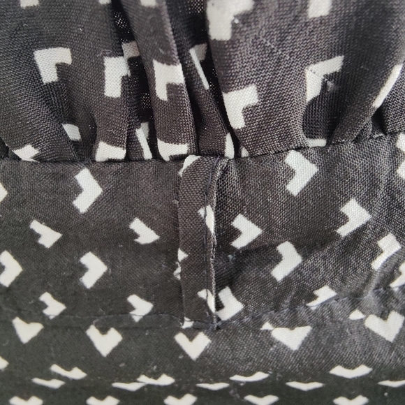 Vintage | b&w 🖤🤍 | Small | Oleg Cassini | blouse - Picture 11 of 14